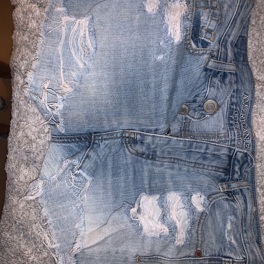 AE shorts
